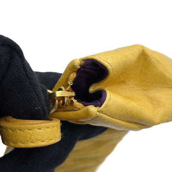 Miu Miu Matelassé Clutch Bag - Picture 8 of 11